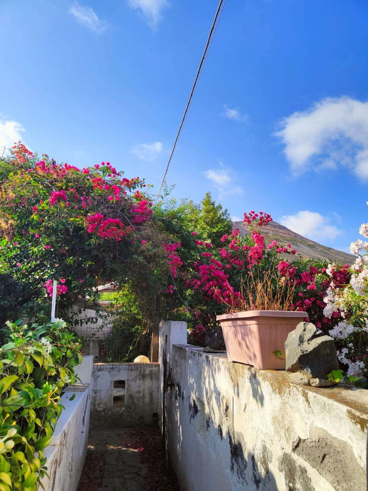 Residence Vulcano Cottage Exterior foto